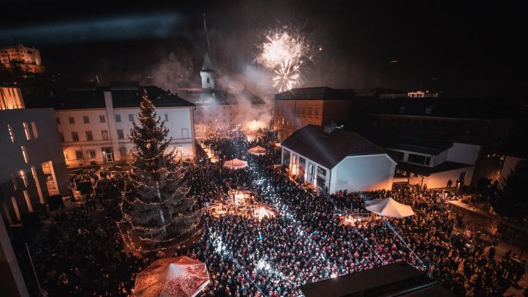 Das war Südtirols größte Silvesterfeier in der Innenstadt in Bruneck.