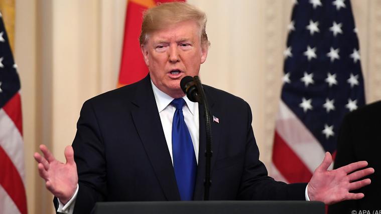 Der US-Präsident bestreitet alle Vorwürfe.