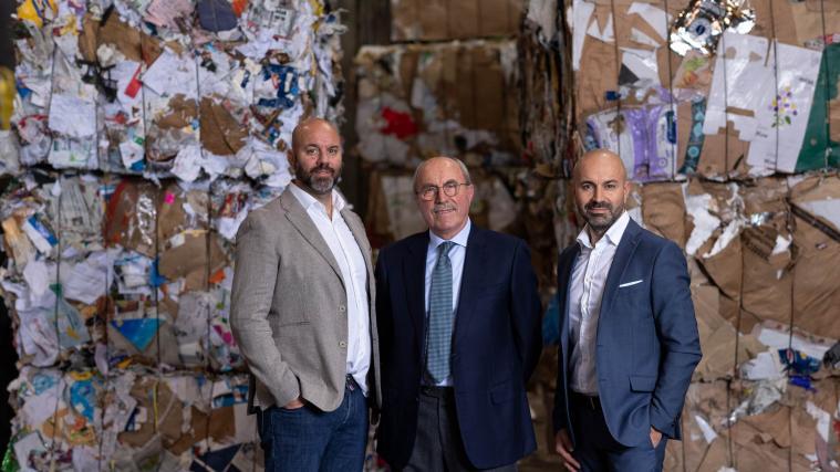 Die Gruppe Santini führt ihre Arbeit mit viel Leidenschaft und einem stetigen Streben nach neuen Innovationen aus.