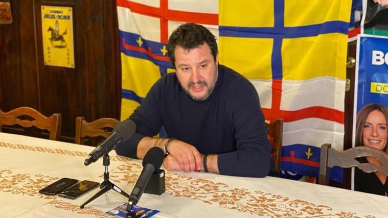 Die Immunität von Lega-Chef Matteo Salvini soll laut der Immunitätskommission des Senats aufgehoben werden.