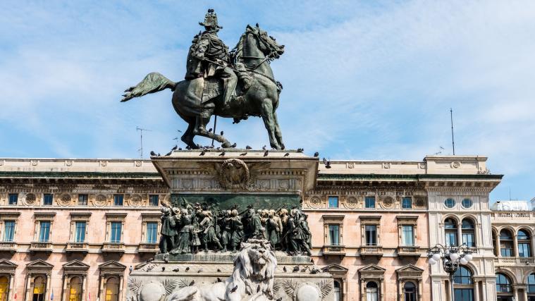Die männlichen Nachkommen der Savoyer wurden mit einem Einreiseverbot belegt. Dieses endete erst 2002, nachdem Umbertos Sohn Vittorio Emanuele auf alle Thronansprüche verzichtet und sich zur Republik bekannt hatte.