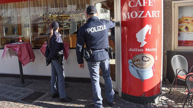 Die Schließung der Bar wurde angeordnet.