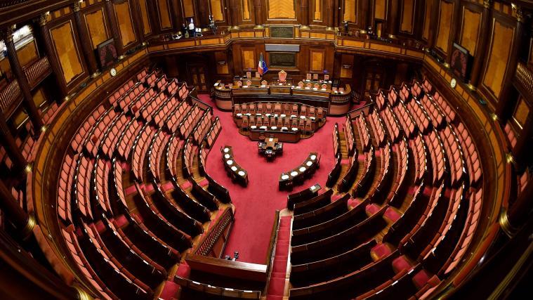 Künftig soll der Senat schon ab 18 gewählt werden dürfen.