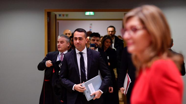 Sophia müsse auseinander genommen und komplett anders wieder zusammengesetzt werden, so Di Maio am Montag n Brüssel.