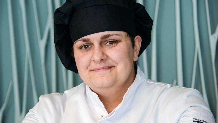 Will sich am Fuße des Tribulaun mit unkonventionellen Gerichten aus traditionellen Ingredienzien ihren ersten Michelinstern erkochen: Tina Marcelli.
