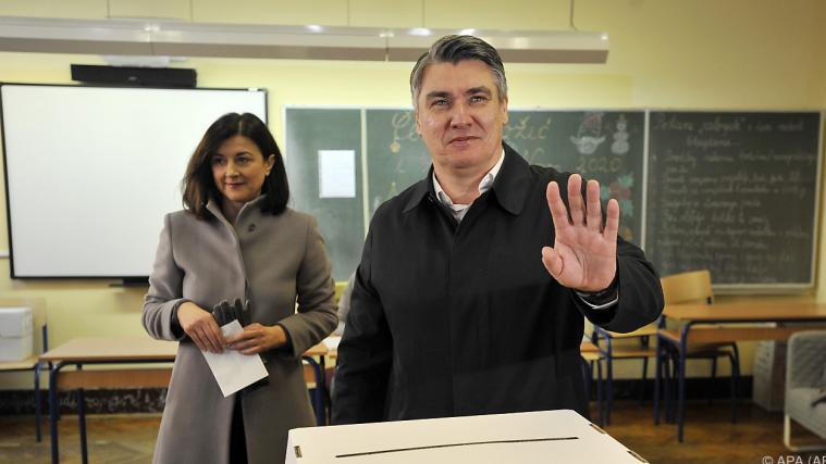 Zoran Milanovic bei der Stimmabgabe in Zagreb.