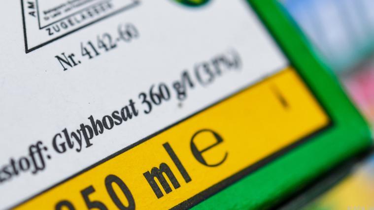 Bayer ist weiter in die Klagewelle zum Glyphosat verstrickt.