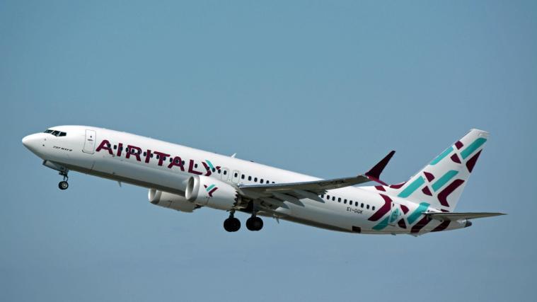 Branchenexperten führen die Pleite unter anderem auf die Konkurrenz durch Billigflieger sowie die staatlich gestützte Alitalia zurück.