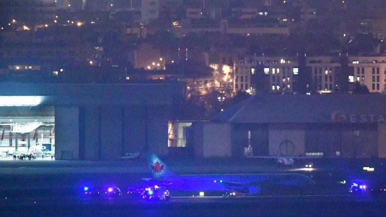 Das Flugzeug musste notlanden, nachdem es 4 Stunden lang über ein Gebiet nahe Madrid gekreist war.