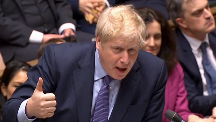 Daumen hoch bei Boris Johnson für eine Brücke zwischen Schottland und Nordirland.