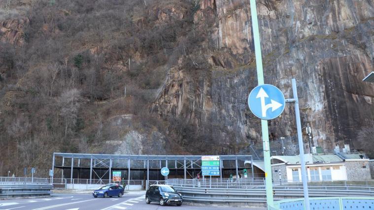 Die durch Steinschlag gefährdete Zone am Virgl.