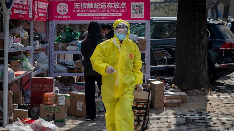 Die Menschen in China versuchen sich vor dem Virus zu schützen.