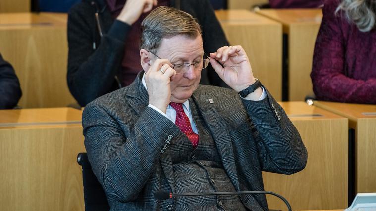 Ex-Ministerpräsident Bodo Ramelow geht auf der Suche nach einem Ausweg aus der Thüringer Regierungskrise weiter auf die CDU zu.