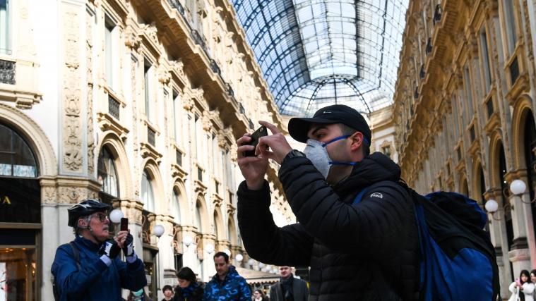 In der Lombardei – hier die Galleria Vittorio Emanuele II in Mailand – sind mittlerweile 4 Menschen dem Coronavirus erlegen.