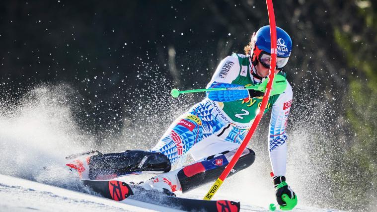 Petra Vlhova liegt zur Renn-Halbzeit auf Rang 4