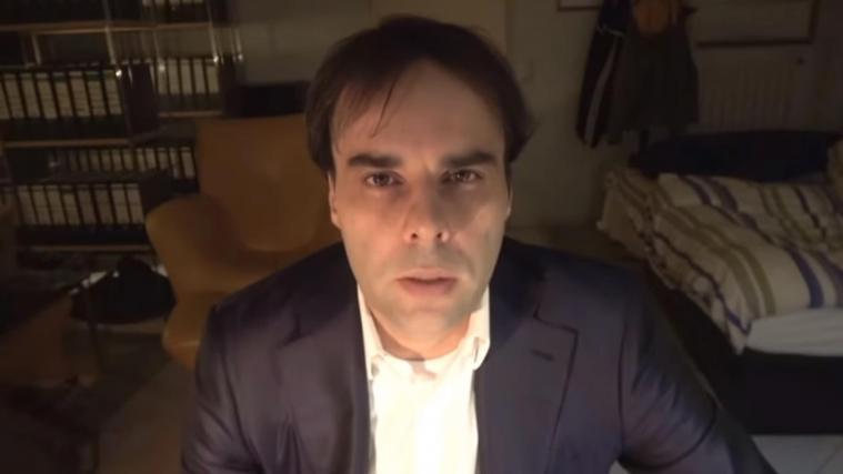Tobias R.