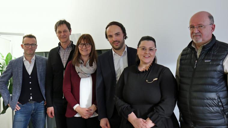 (v.l.) Patrick Pircher, Andreas von Mörl, Marion Rigo, Landesrat Philipp Achammer, Susanna Valtiner und Rainer Schölzhorn.