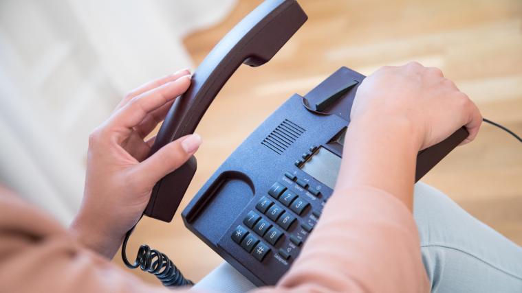 Wenn die Angst vor dem Telefonat zur Phobie wird, spricht man von Telefonphobie.
