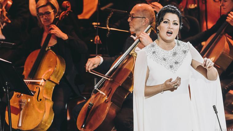 Anne Netrebko übernimmt die Titelrolle.