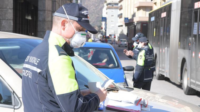 Auch in Südtirol wird streng kontrolliert. Leider halten sich viele Personen nicht an die strengen Maßnahmen.