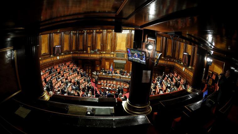 Die Aula des Senats im Palazzo Madama in Rom.
