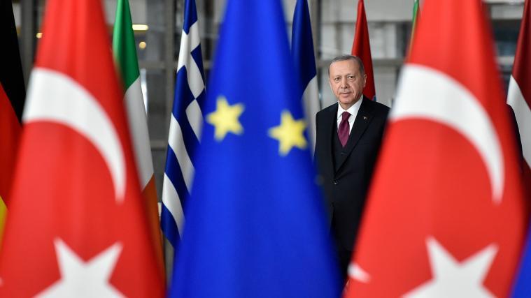 Recep Tayyip Erdogan erklärte, dass man darüber gesprochen habe, dass der Flüchtlingspakt „aktualisiert“ werden müsse.