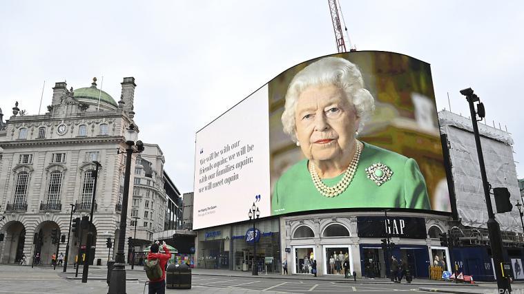 Auch die Queen zeigt sich derzeit nur virtuell in der Öffentlichkeit.