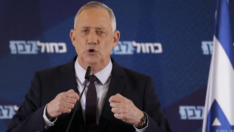 Benny Gantz vom Mitte-Bündnis Blau-Weiß hat nur noch am Montag bis eine Minute vor Mitternacht Zeit, eine Koalition zu schmieden.