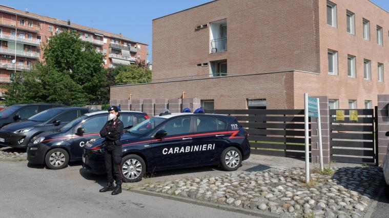 Carabinieri-Beamte haben am Mittwoch mehrere Seniorenheime unter die Lupe genommen.