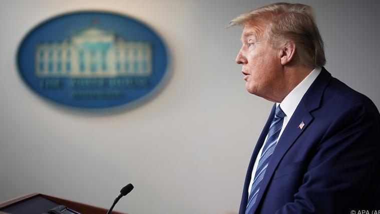 Der Stopp soll laut US-Präsident Donald Trump nur Green Cards betreffen.