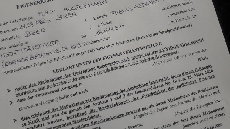 Die Eigenerklärung ist auch weiterhin mitzuführen.