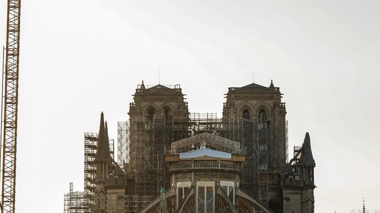 Die Reparaturarbeiten an der Kathedrale Notre Dame in Paris stehen seit Wochen still.