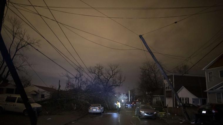 Ein schwerer Tornado forderte in Mississippi mehrere Todesopfer.
