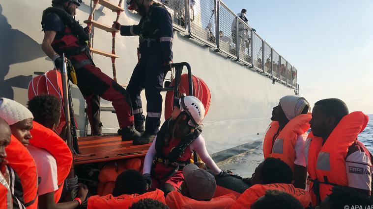 Flüchtlinge könnten mit dem Corona-Virus infiziert sein.