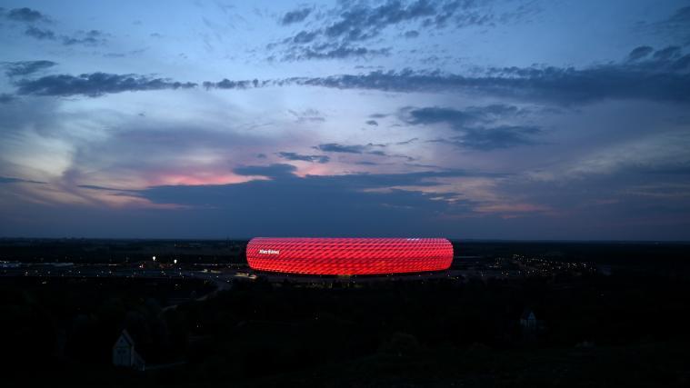 In der Münchner Allianz Arena soll schon bald wieder der Ball rollen.