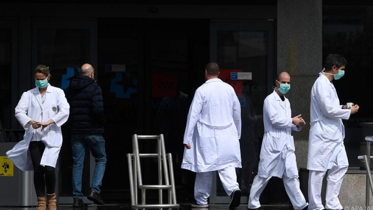 Spanien sieht im Kampf gegen das Coronavirus Licht am Ende des Tunnels.