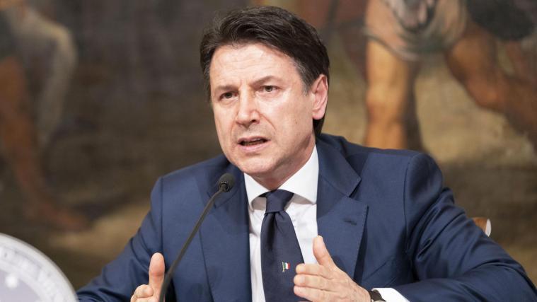 „Wir prüfen, wie wir in den kommenden Monaten mit dem Virus in Sicherheit zusammenleben können“, sagte Premier Giuseppe Conte.