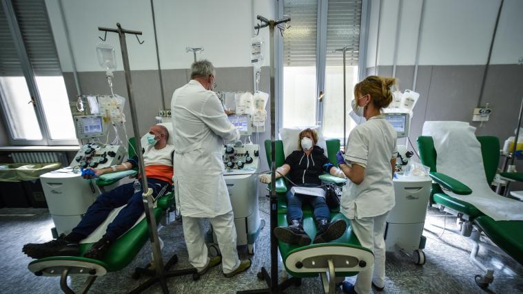 Wir sind dabei, 68 Covid-Krankenhäuser zu schaffen“, sagte Conte im Interview mit der „Bild“-Zeitung.