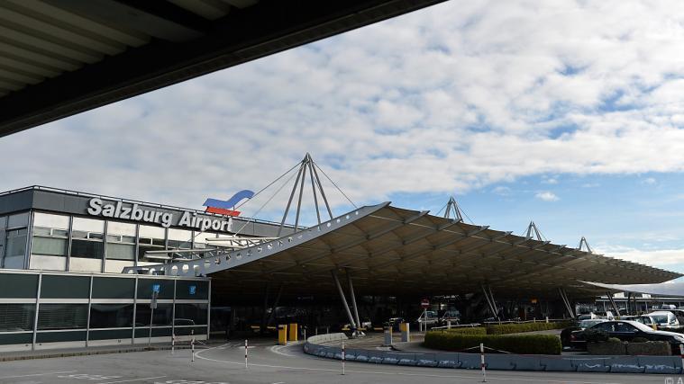 Am Salzburger Flughafen soll künftig ein Autokinoorganisiert werden.