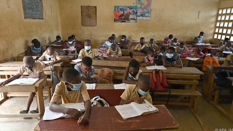 Die UNICEF warnt vor einer steigenden Kinderarmut.