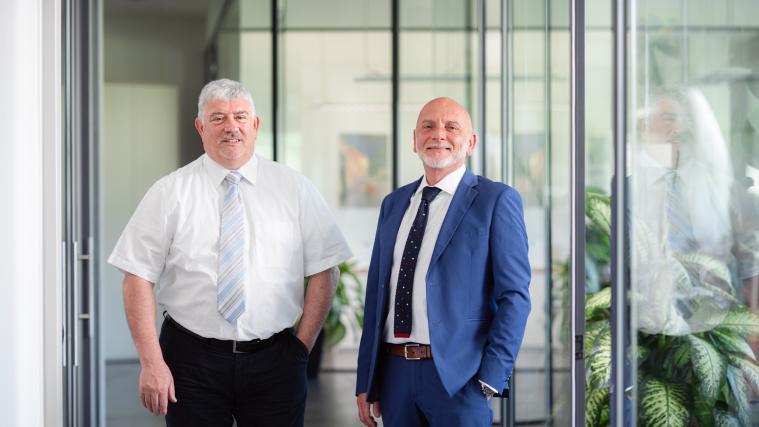 Esakon Archiv 2019, Direktor Italo Parolari (links) und Projektleiter Roberto Betta .
