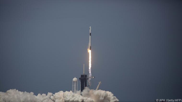 Freude über Space-X-Start.