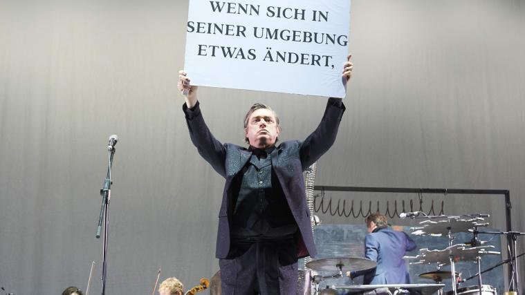 Im Rahmen von TRANSART ist Blixa Bargeld bereits 2 Mal in Südtirol aufgetreten.