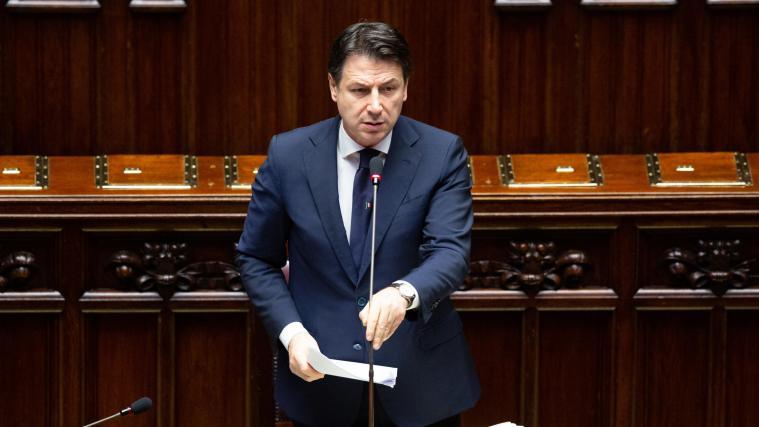 Ministerpräsident Giuseppe Conte hat sich im Namen der Regierung für die Verzögerungen bei den Zahlungen entschuldigt.