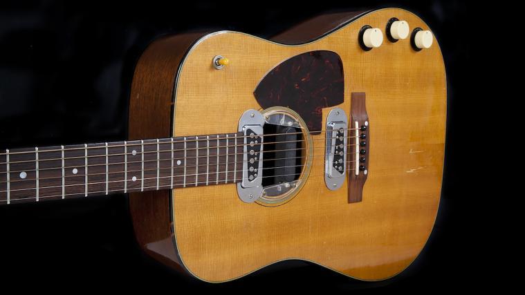 Mit dieser Gitarre spielte Cobain u.a. das MTV-Unplugged-Konzert.
