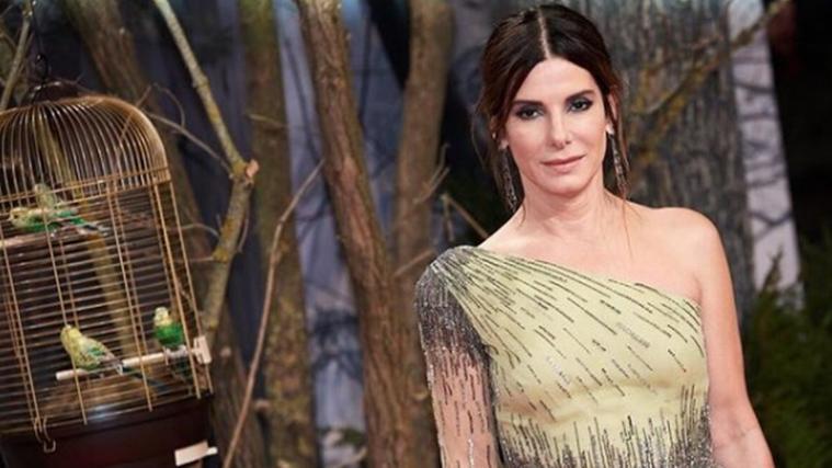 Sandra Bullock dankt einer Krankenschwester unter Tränen für ihren Einsatz.