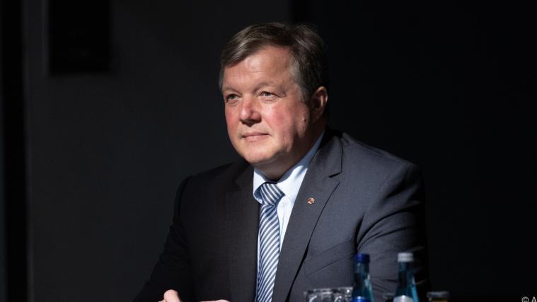 Schwere Kritik an Gesundheitslandesrat Tilg.