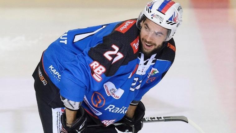 Alex Frei ist einer der besten Stürmer der Alps Hockey League.