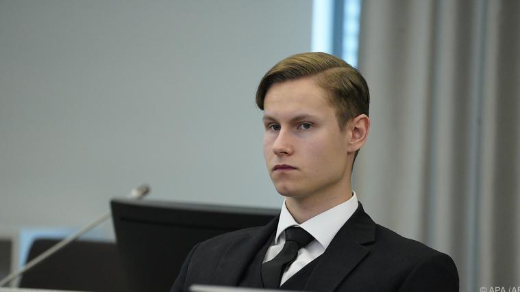 Der 22-Jährige wurde wegen Mordes und Terrorismus schuldig befunden.