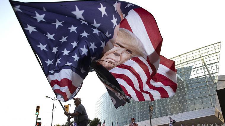Der US-Präsident gerät immer mehr unter Druck.